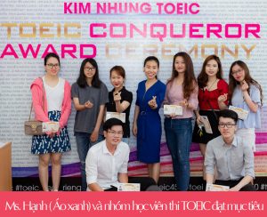 Ms Hạnh cùng nhóm học viên thi TOEIC đạt mục tiêu